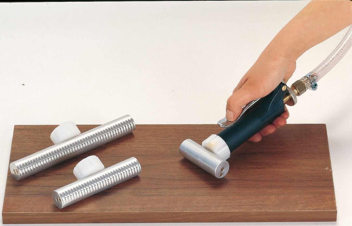 Glue applicator with foam rubber roller